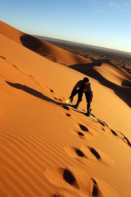 Sandboarding in Timlaline